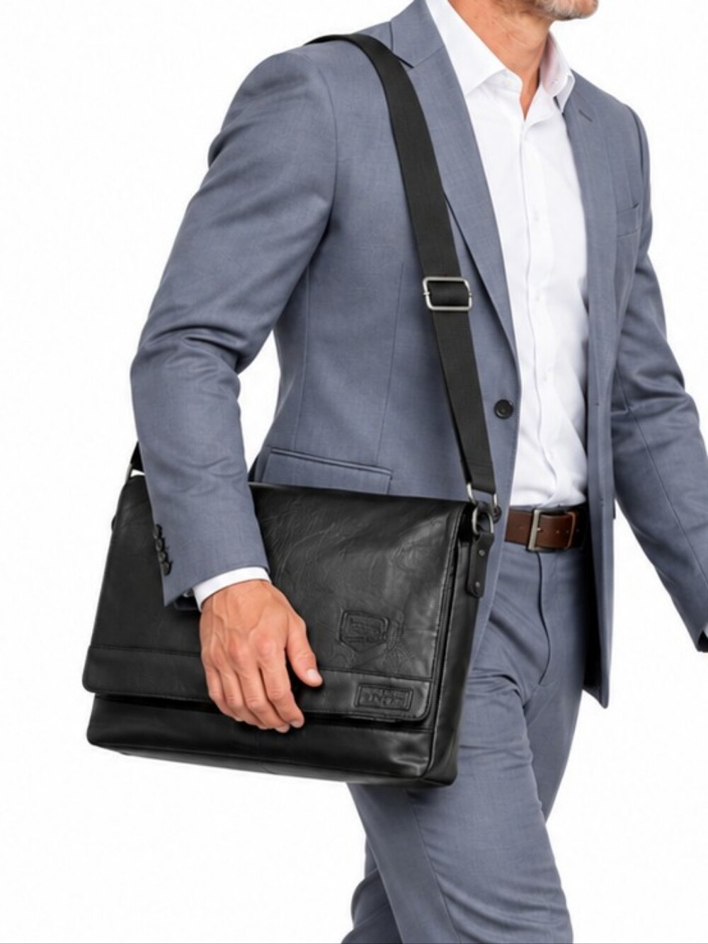 Kenneth Cole Reaction Pebbled Messenger Bag